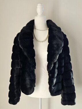 IDEOLOGY Black Faux Fur Jacket PM Fits Regular M